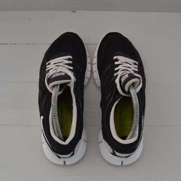 Nike Black White Sneakers Women's 9 Free Run 2 Running Walking Shoes 443816-001 - Picture 4 of 8